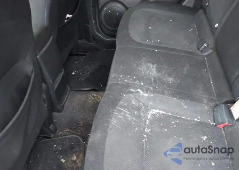 2015 Nissan Rogue Select S z USA, uszkodzony, nr VIN JN8AS5MV5FW752174